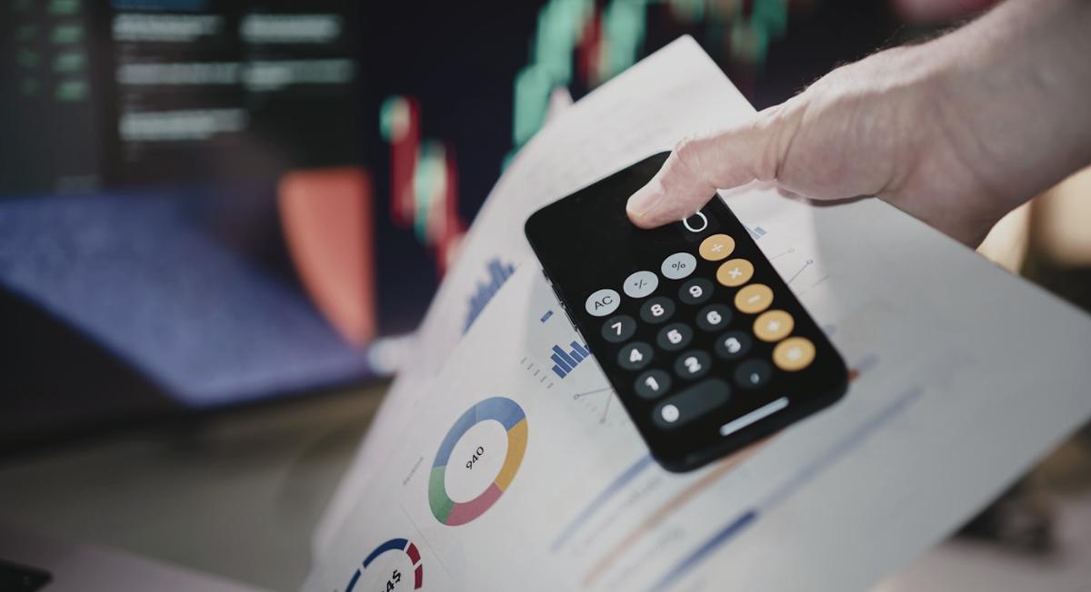 Calculadora sobre documentos financeiros